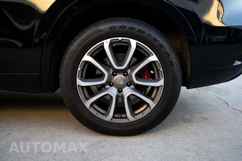 2017 Maserati Levante – miniatura 15