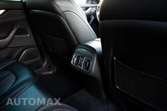 2017 Maserati Levante – miniatura 42