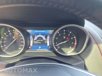 2017 Maserati Levante – miniatura 7