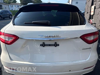 2017 Maserati Levante – miniatura 5