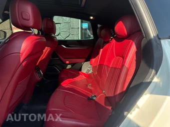 2017 Maserati Levante – miniatura 9