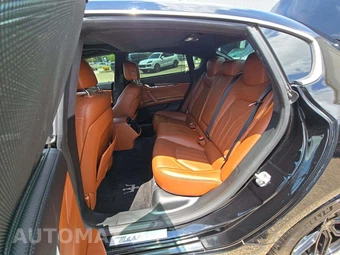 2017 Maserati Quattroporte S GranLusso – miniatura 13