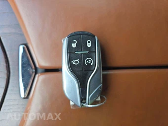 2017 Maserati Quattroporte S GranLusso – miniatura 8