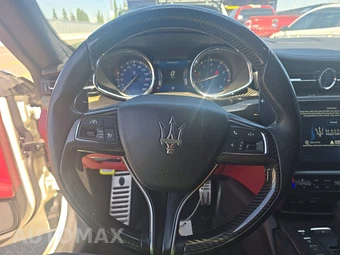2017 Maserati Quattroporte S GranSport – miniatura 10