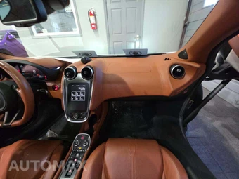 2017 McLaren 570GT – miniatura 17
