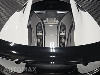 2017 McLaren 570S – miniatura 14