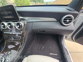 2017 Mercedes-Benz AMG C 43 4MATIC Sedan - miniatura 19