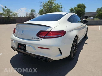 2017 Mercedes-Benz AMG C 63 S Coupe - miniatura 3