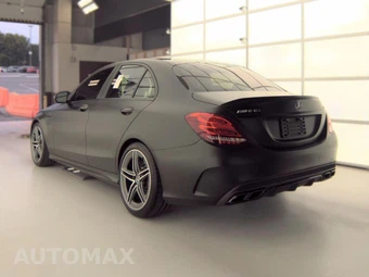 2017 Mercedes-Benz AMG C 63 S Sedan - miniatura 4