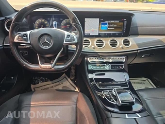 2017 Mercedes-Benz AMG E 43 4MATIC Sedan - miniatura 14