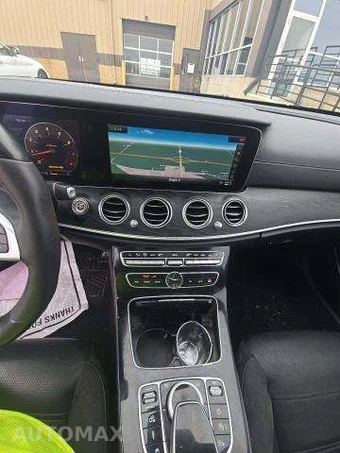 2017 Mercedes-Benz AMG E 43 4MATIC Sedan – miniatura 11