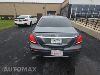 2017 Mercedes-Benz AMG E 43 4MATIC Sedan – miniatura 4