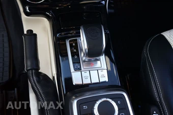 2017 Mercedes-Benz AMG G 63 4MATIC - miniatura 18