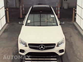 2017 Mercedes-Benz AMG GLC 43 4MATIC – miniatura 2