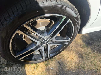 2017 Mercedes-Benz AMG GLE 43 4MATIC – miniatura 29