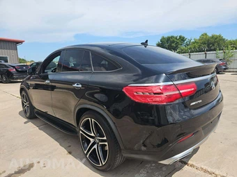 2017 Mercedes-Benz AMG GLE 43 4MATIC – miniatura 4