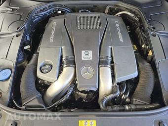 2017 Mercedes-Benz AMG S 63 4MATIC Coupe - miniatura 15