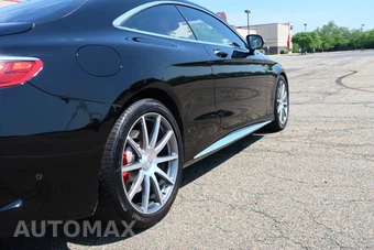 2017 Mercedes-Benz AMG S 63 4MATIC Coupe – miniatura 11
