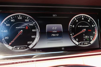 2017 Mercedes-Benz AMG S 63 4MATIC Coupe – miniatura 37
