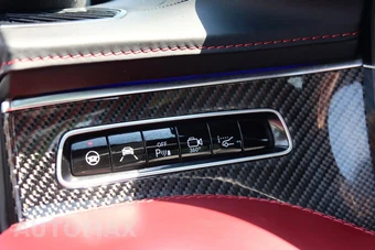 2017 Mercedes-Benz AMG S 63 4MATIC Coupe – miniatura 45