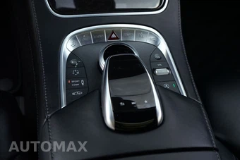 2017 Mercedes-Benz AMG S 63 4MATIC Sedan - miniatura 12