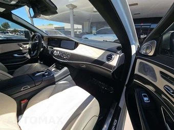 2017 Mercedes-Benz AMG S 63 4MATIC Sedan - miniatura 19