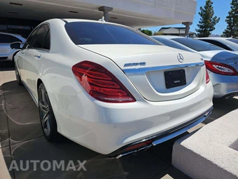 2017 Mercedes-Benz AMG S 63 4MATIC Sedan - miniatura 2