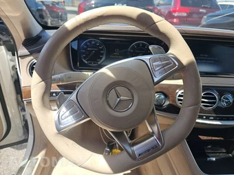 2017 Mercedes-Benz AMG S 63 4MATIC Sedan – miniatura 10