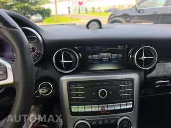 2017 Mercedes-Benz AMG SLC 43 - miniatura 10
