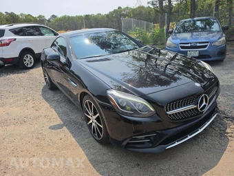 2017 Mercedes-Benz AMG SLC 43 - miniatura 4