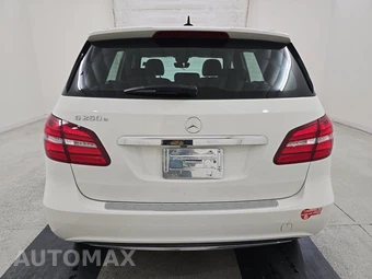 2017 Mercedes-Benz B 250e – miniatura 5