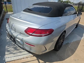 2017 Mercedes-Benz C 300 4MATIC Convertible - miniatura 4