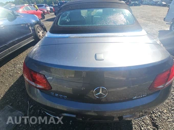 2017 Mercedes-Benz C 300 4MATIC Convertible - miniatura 16