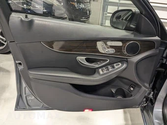 2017 Mercedes-Benz C 300 4MATIC Sedan - miniatura 19