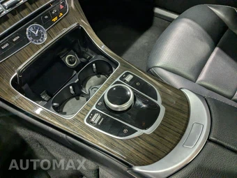 2017 Mercedes-Benz C 300 4MATIC Sedan - miniatura 35
