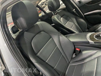 2017 Mercedes-Benz C 300 4MATIC Sedan - miniatura 54