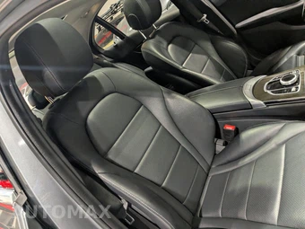 2017 Mercedes-Benz C 300 4MATIC Sedan - miniatura 55