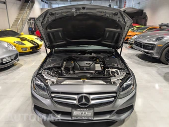 2017 Mercedes-Benz C 300 4MATIC Sedan - miniatura 60