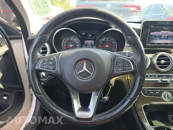2017 Mercedes-Benz C 300 4MATIC Sedan – miniatura 16