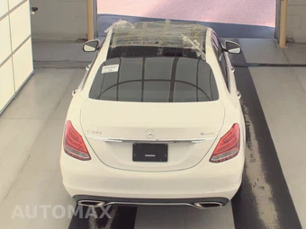 2017 Mercedes-Benz C 300 4MATIC Sedan - miniatura 5