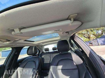 2017 Mercedes-Benz C 300 4MATIC Sedan - miniatura 12