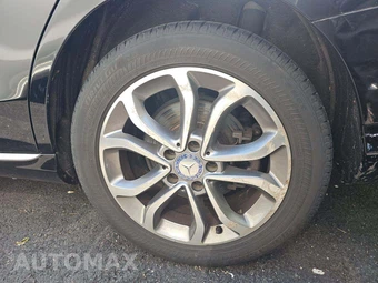 2017 Mercedes-Benz C 300 4MATIC Sedan – miniatura 23