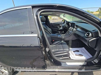 2017 Mercedes-Benz C 300 4MATIC Sedan – miniatura 15