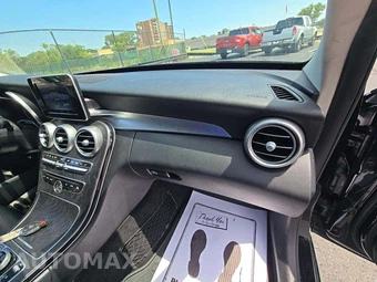 2017 Mercedes-Benz C 300 4MATIC Sedan – miniatura 16