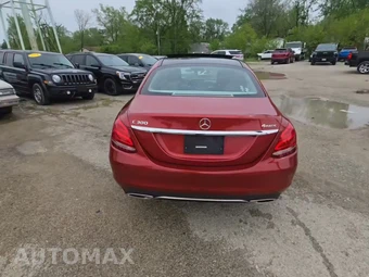 2017 Mercedes-Benz C 300 4MATIC Sedan – miniatura 4