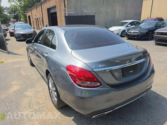 2017 Mercedes-Benz C 300 4MATIC Sedan – miniatura 2