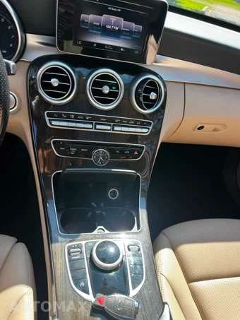 2017 Mercedes-Benz C 300 4MATIC Sedan – miniatura 23