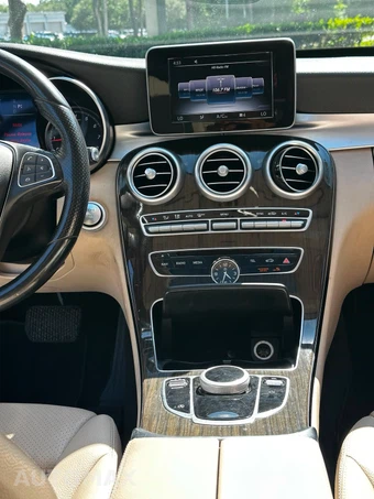 2017 Mercedes-Benz C 300 4MATIC Sedan – miniatura 24
