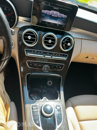 2017 Mercedes-Benz C 300 4MATIC Sedan – miniatura 25