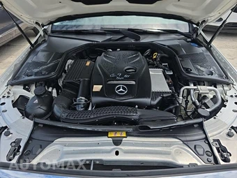2017 Mercedes-Benz C 300 4MATIC Sedan w/Luxury Pkg – miniatura 19